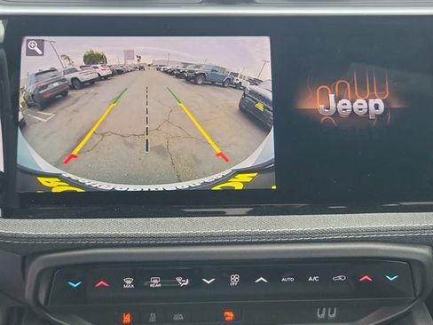 New 2026 Jeep Cherokee Laredo image 27