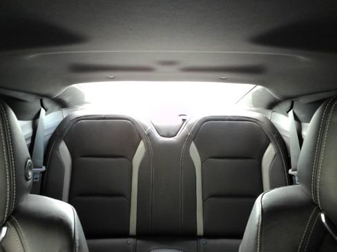 Used 2018 Chevrolet Camaro SS RWD image 23