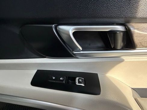 Used 2022 Kia Telluride EX w/ EX Premium Package image 28