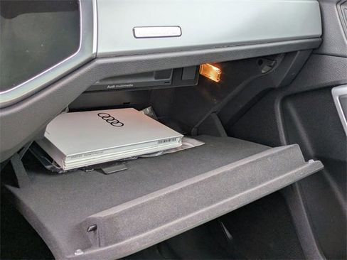 Used 2020 Audi Q3 2.0T Premium w/ Convenience Package image 20