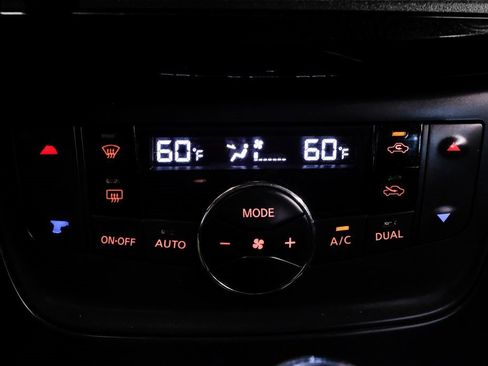 Used 2019 Nissan Sentra SV image 35