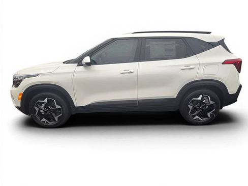 New 2026 Kia Seltos S FWD image 7