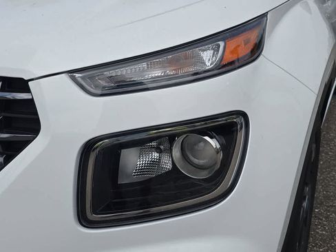 New 2026 Hyundai Venue SEL FWD image 11