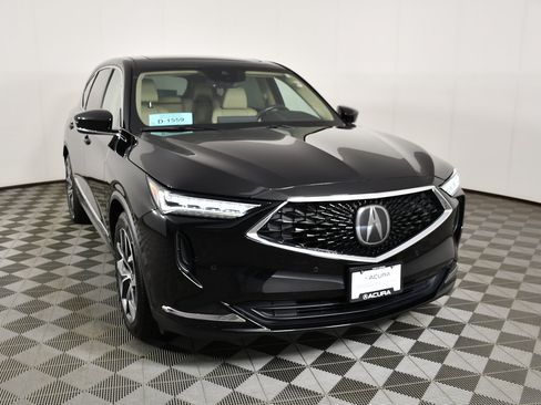 Certified 2024 Acura MDX SH-AWD w/ Technology Package image 3