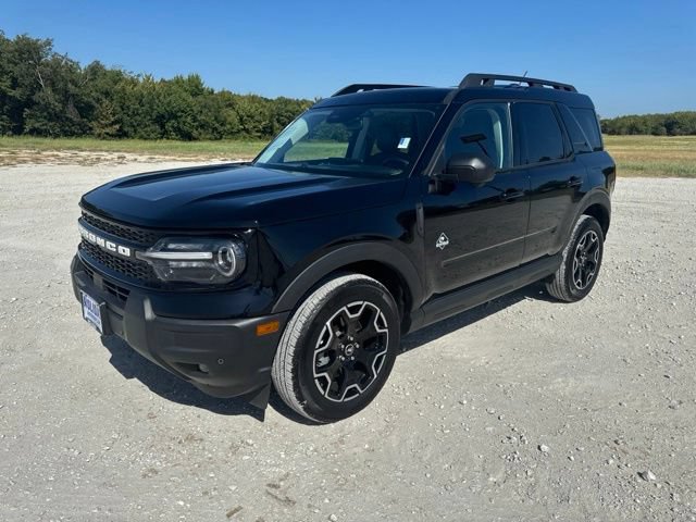 Used 2025 Ford Bronco Sport Outer Banks w/ Outer Banks Tech Package+ AWD/4WD image 1