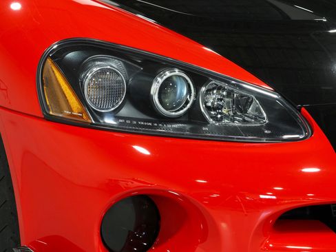 Used 2008 Dodge Viper SRT-10 w/ Competition Group image 39