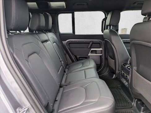 Used 2023 Land Rover Defender 110 S AWD/4WD image 20