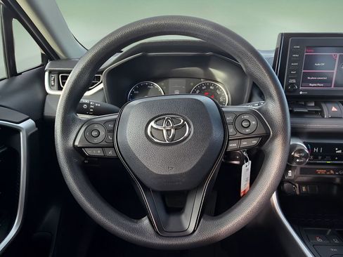 Used 2021 Toyota RAV4 LE image 27