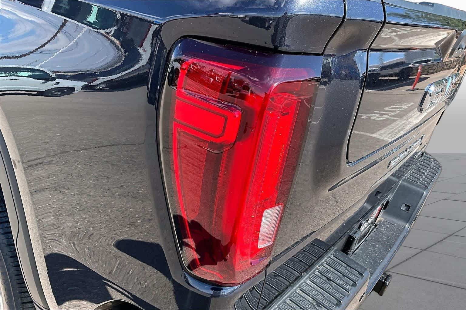 Used 2023 GMC Sierra 1500 Denali Ultimate AWD/4WD image 29