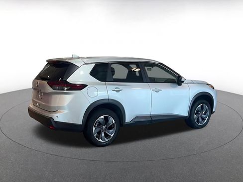 Used 2025 Nissan Rogue SV image 15