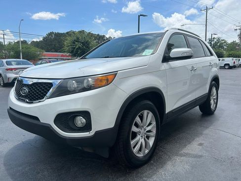 Used 2011 Kia Sorento EX FWD image 4