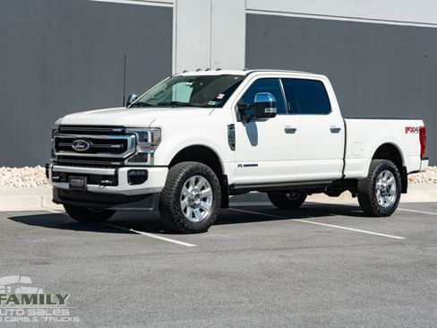 Used 2022 Ford F350 Platinum image 2