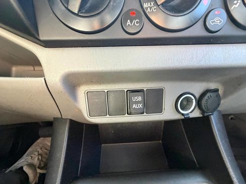 Used 2015 Toyota Tacoma PreRunner w/ Convenience Package image 13