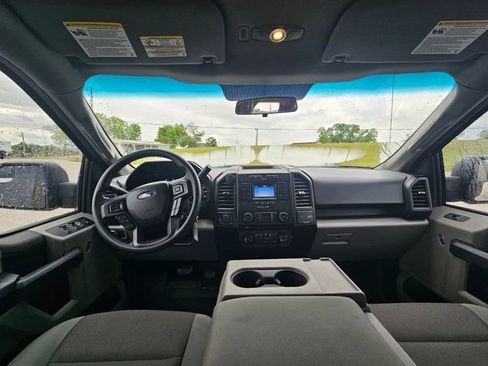 Used 2018 Ford F150 XL w/ Equipment Group 101A Mid AWD/4WD image 12