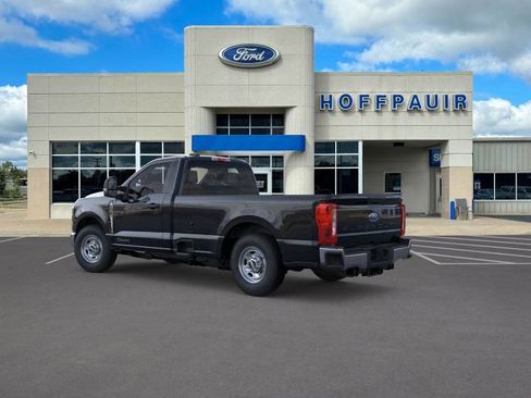 New 2026 Ford F250 XL w/ XL Chrome Package image 33