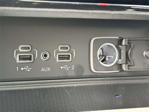 New 2025 Jeep Grand Cherokee L Laredo w/ Luxury Tech Group I image 6