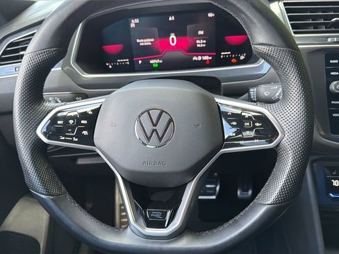 Used 2023 Volkswagen Tiguan SE R-Line FWD image 12