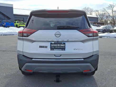 Certified 2022 Nissan Rogue SV image 7
