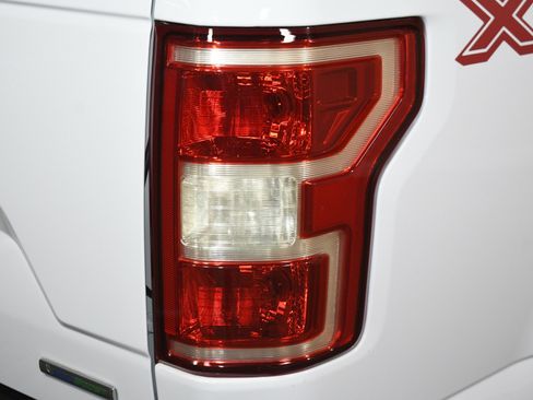 Used 2019 Ford F150 XLT image 59