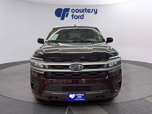 Certified 2023 Ford Expedition XLT AWD/4WD image 3