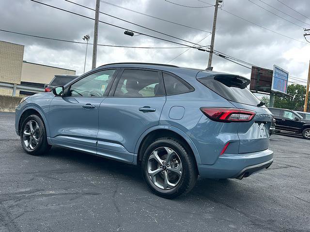 Used 2024 Ford Escape ST-Line AWD/4WD image 4