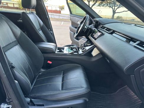 Used 2020 Land Rover Range Rover Velar R-Dynamic S image 29