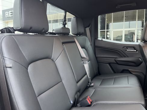 New 2026 GMC Canyon Elevation w/ Convenience Package image 15