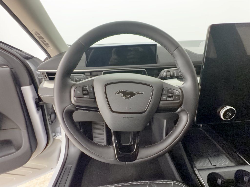 Used 2023 Ford Mustang Mach-E Select RWD image 10