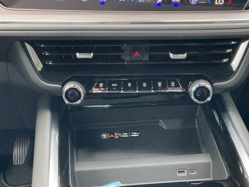 New 2026 Chevrolet Tahoe LT w/ Comfort Package AWD/4WD image 21