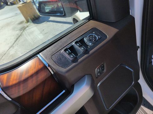 Used 2020 Ford F150 King Ranch w/ Equipment Group 601A Luxury AWD/4WD image 11