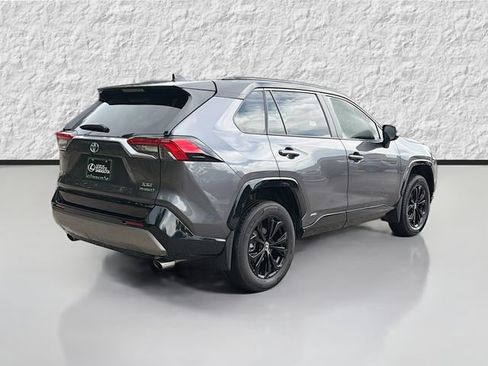 Used 2024 Toyota RAV4 XSE AWD/4WD image 3