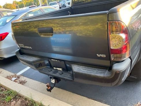 Used 2013 Toyota Tacoma 4x4 Double Cab w/ TRD Sport Pkg image 8