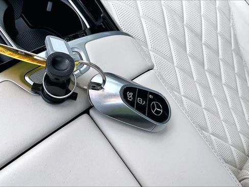 Certified 2022 Mercedes-Benz S 580 4MATIC Sedan image 15