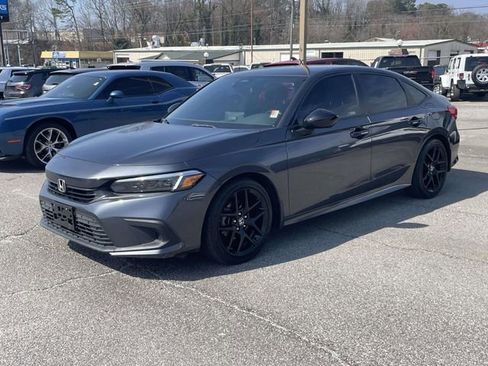 Used 2023 Honda Civic Sport image 9