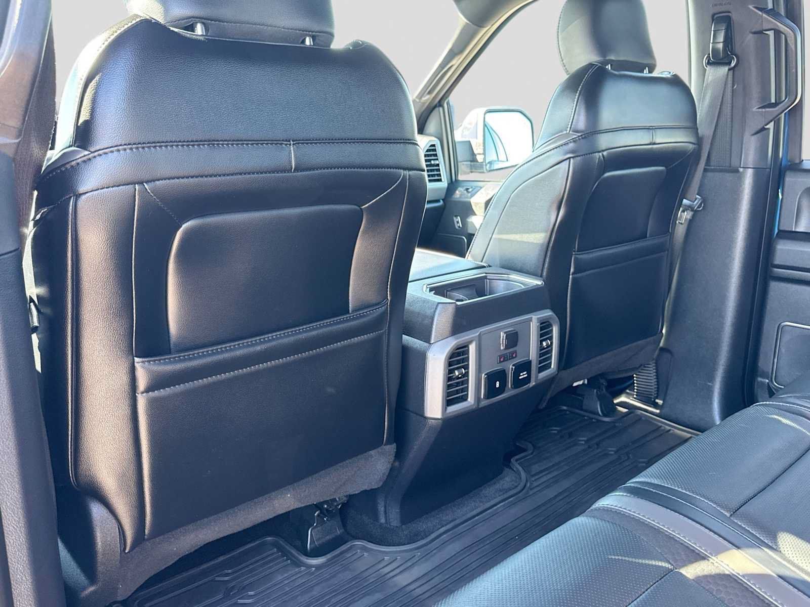 Used 2019 Ford F150 Raptor w/ Equipment Group 802A Luxury AWD/4WD image 17