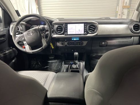 Used 2021 Toyota Tacoma SR5 image 15