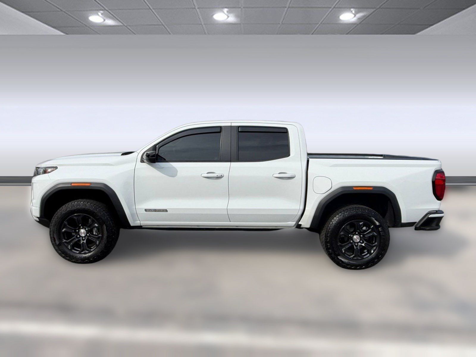 Used 2024 GMC Canyon Elevation w/ Convenience Package RWD image 2