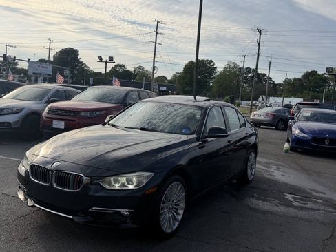 Used 2013 BMW 328i xDrive Sedan AWD/4WD image 1