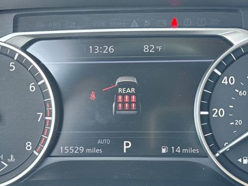 Used 2024 Nissan Pathfinder S AWD/4WD image 18