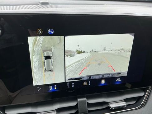 Used 2025 Chevrolet Equinox RS w/ Safety and Technology Package image 31