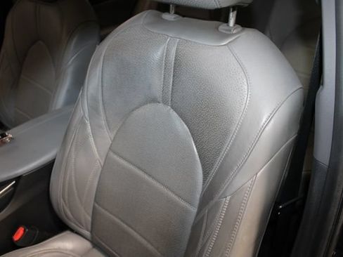 Used 2019 Toyota Avalon Limited w/ All Weather Liner Package FWD image 8