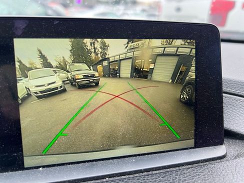 Used 2018 BMW 330i Sedan image 17