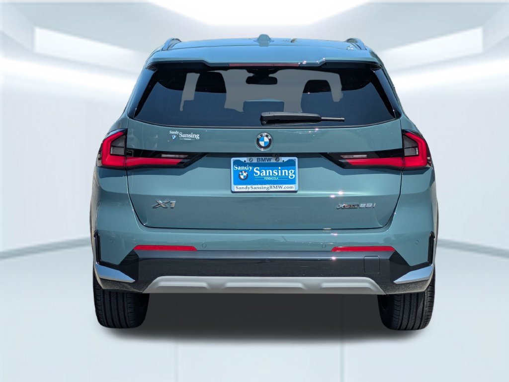 New 2026 BMW X1 xDrive28i w/ Technology Package AWD/4WD image 4