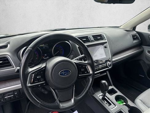 Used 2019 Subaru Outback 2.5i Limited w/ Popular Package #2 image 13