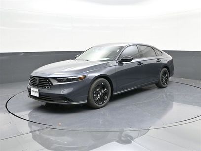 New 2025 Honda Accord SE