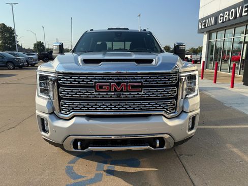 Certified 2022 GMC Sierra 3500 Denali w/ Denali Ultimate Package image 2