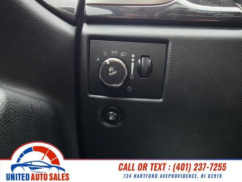 Used 2012 Jeep Grand Cherokee Laredo w/ Laredo E Group AWD/4WD image 20