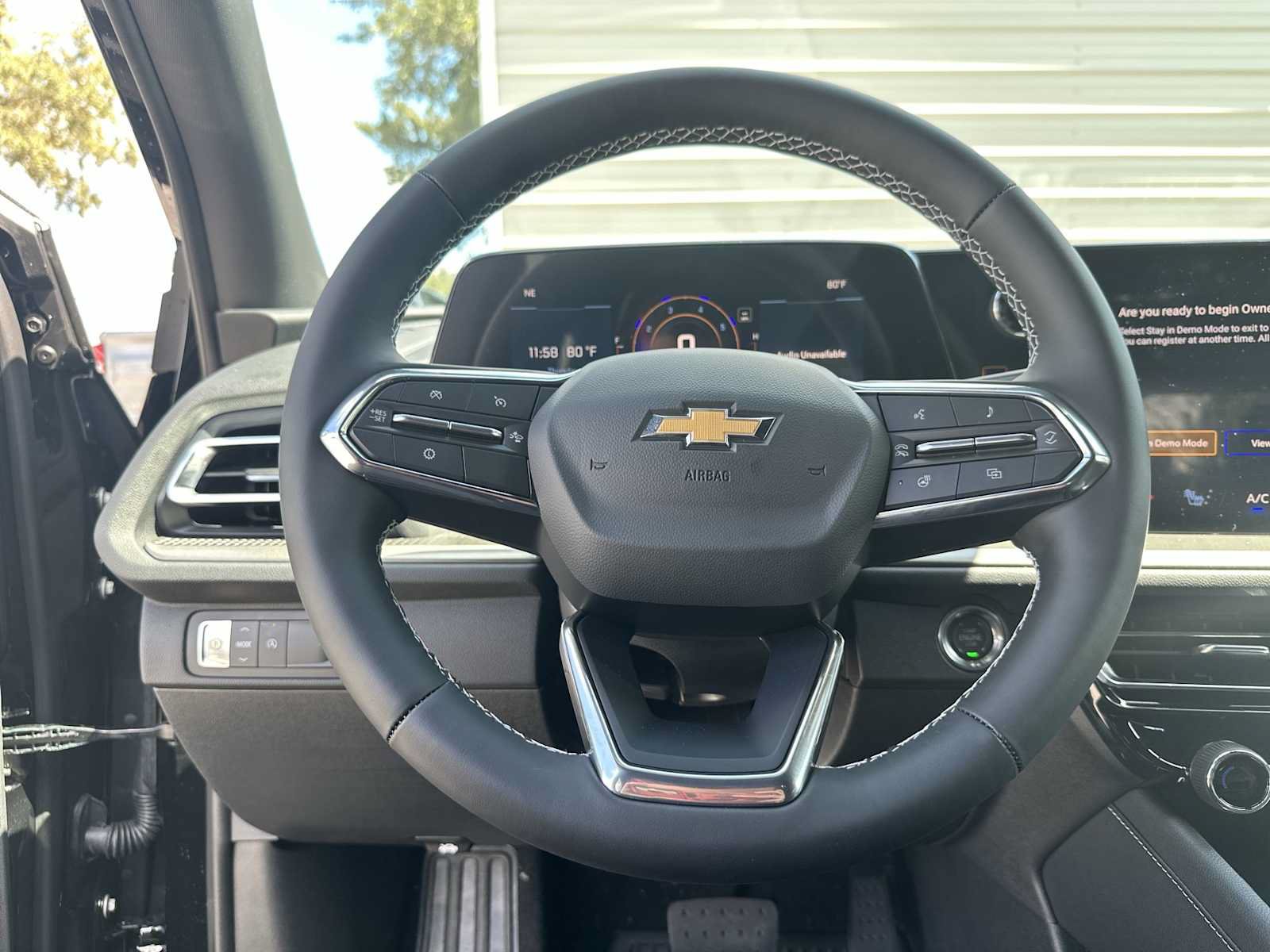 New 2026 Chevrolet Traverse LT w/ Driver Confidence Package FWD image 20