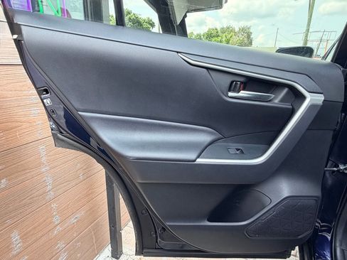 Used 2020 Toyota RAV4 XLE Premium FWD image 26