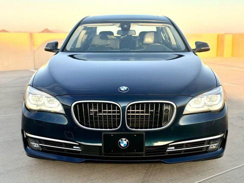 Used 2014 BMW 750Li RWD image 5